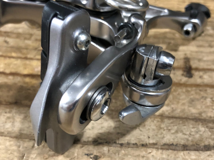 KI070 シマノ SHIMANO 105 BR-5600 キャリパーブレーキ 前後セット シルバー
