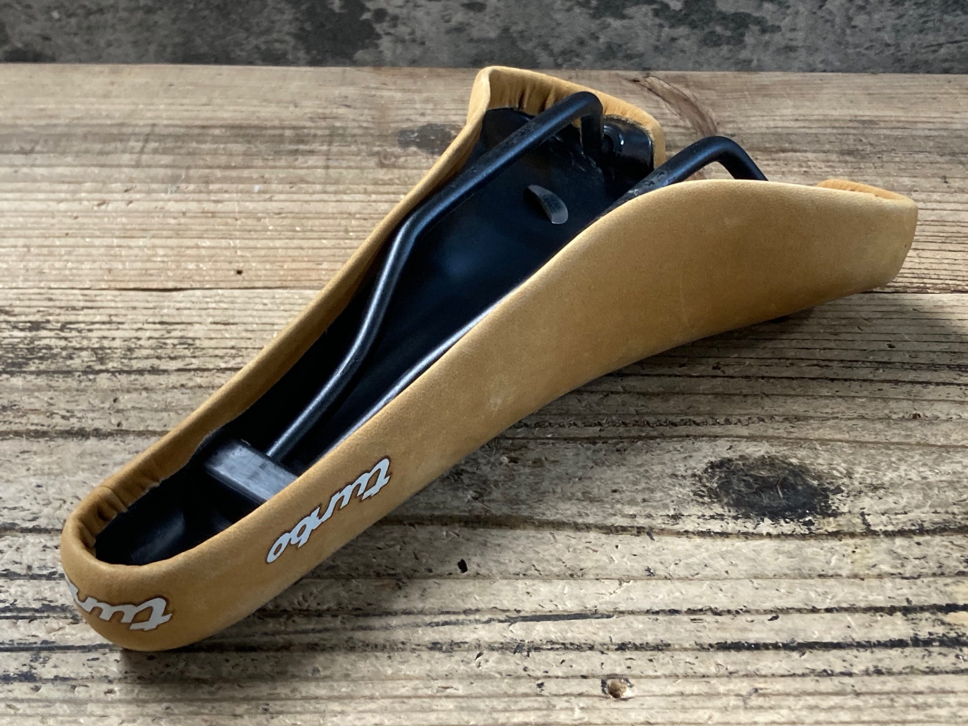 KD145 セライタリア SELLE ITALIA ターボ TURBO サドル スチールレール