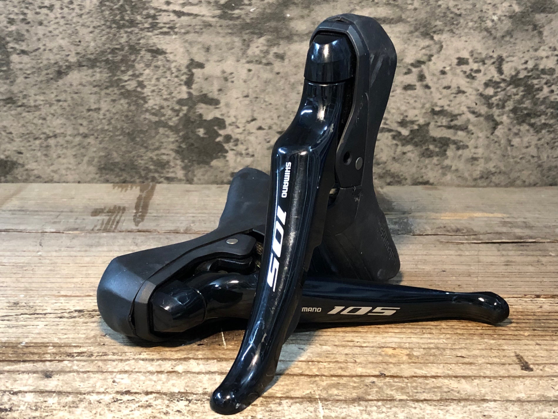 shimano105st-r7020 油圧 stiレバー 2×11s動作問題なし shimano105st-r7020 油圧 stiレバー 2×11s動作問題なし シマノ 105 St