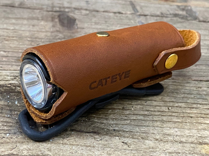 JX990 キャットアイ CATEYE x maware ボルト VOLT100XC フロントライト 点灯確認済