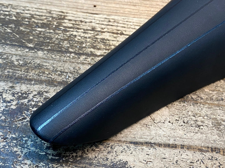 JP302 フィジーク fizik VOLTA R1 サドル 黒 CARBON BRAIDEDレール