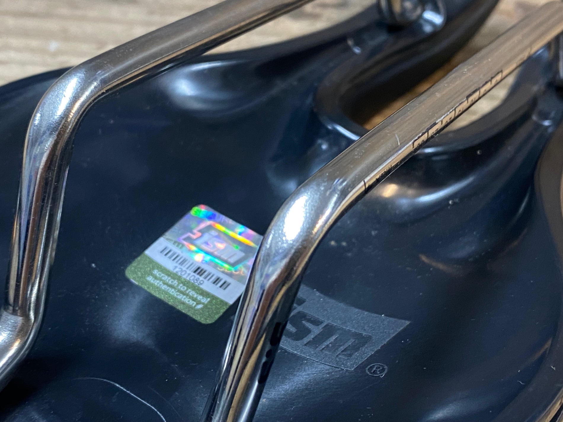 JT819 ISM ADAMO PN3.0 トライアスロン TTサドル – BICI AMORE ONLINE