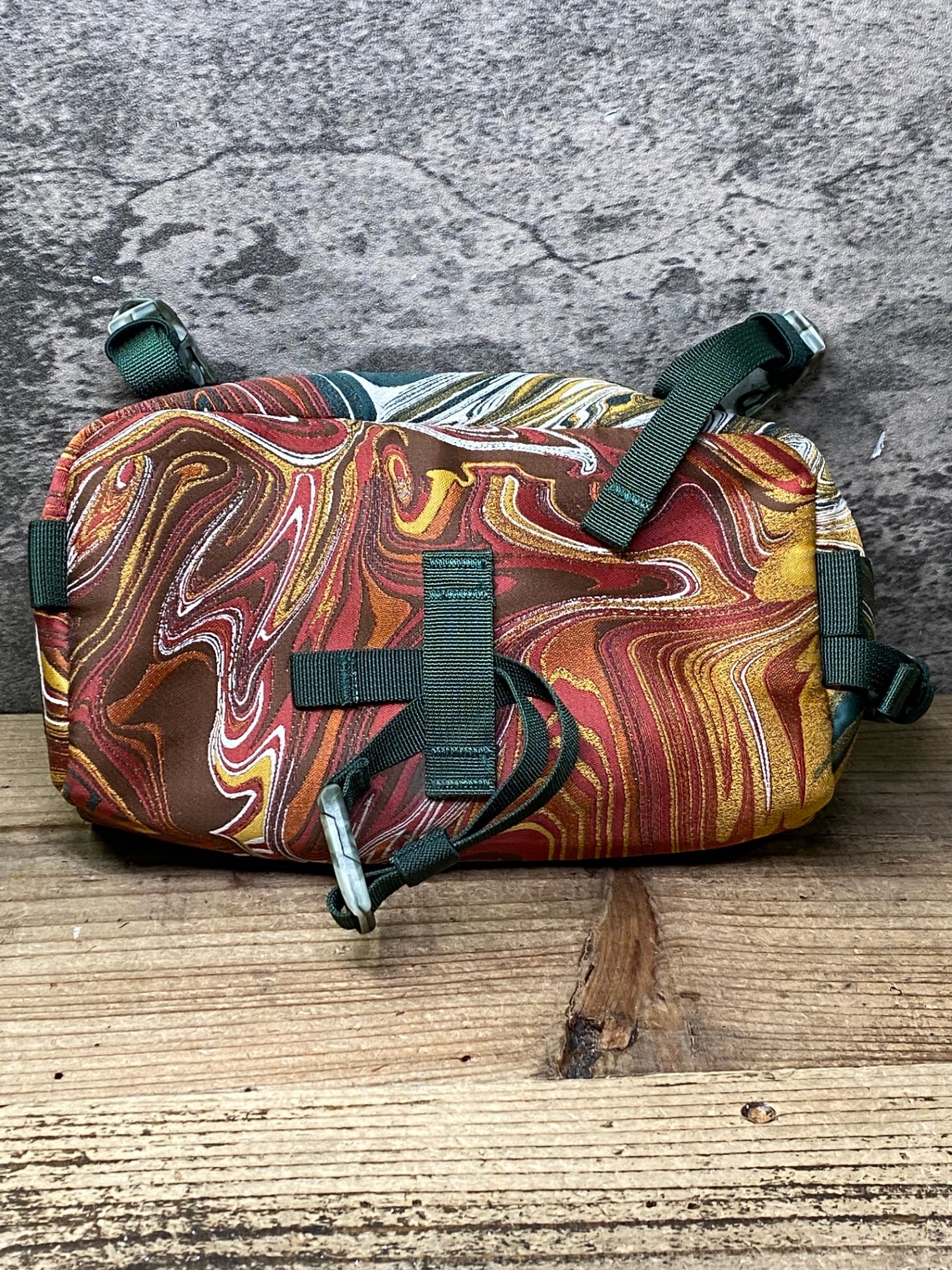 JP168 ラファ Rapha WOMEN'S NOMAD BAR BAG ハンドルバーバッグ 総柄