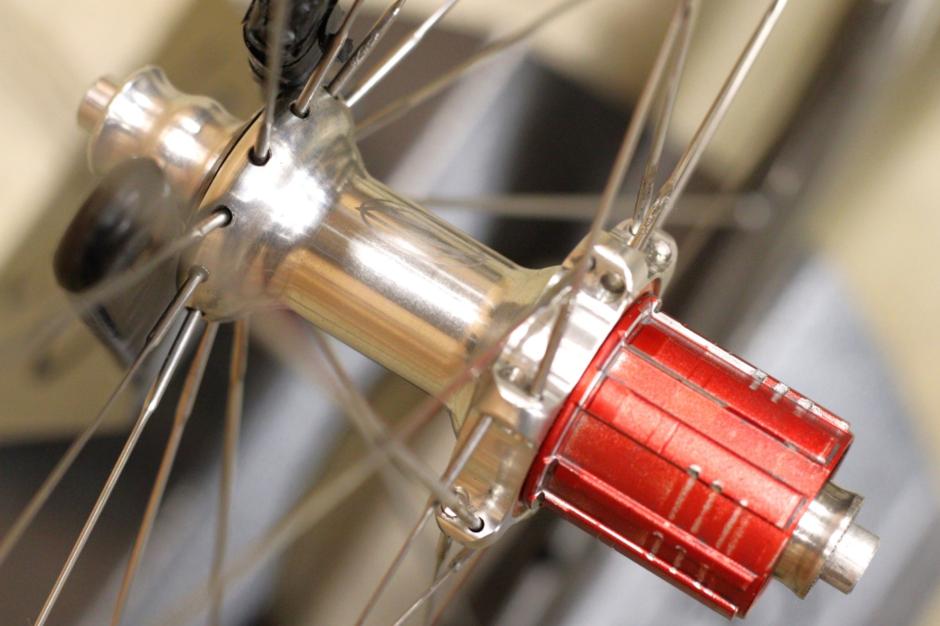 ジップ ZIPP 404 SPEED WEAPONRY カーボン チューブラー ホイール