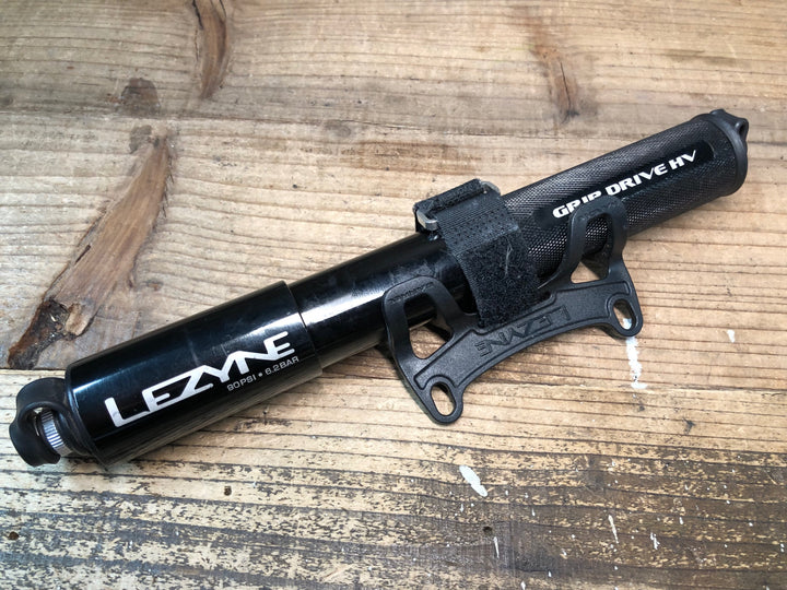 JG844 レザイン LEZYNE グリップドライブ GRIP DRIVE HV 携帯ポンプ 空気入れ 黒
