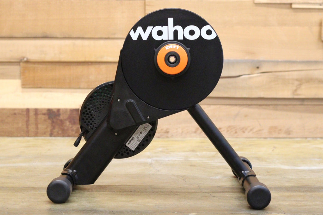 ワフー WAHOO キッカーコア KICKR CORE ダイレクトドライブ スマートトレーナー ZWIFT クリック＆コグ付 【立川店】