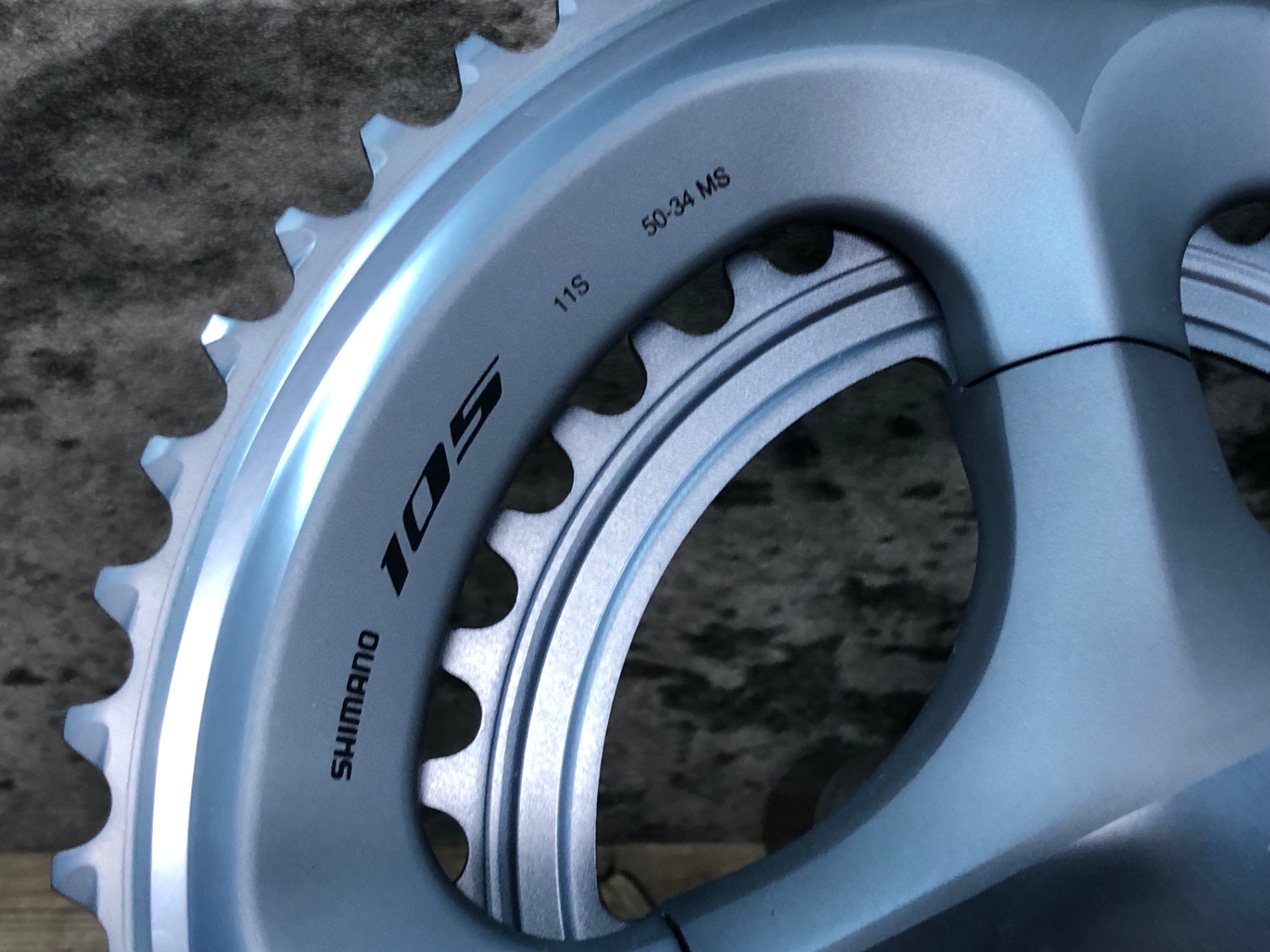 JR629 シマノ SHIMANO 105 FC-R7000 クランクセット シルバー 50/34T