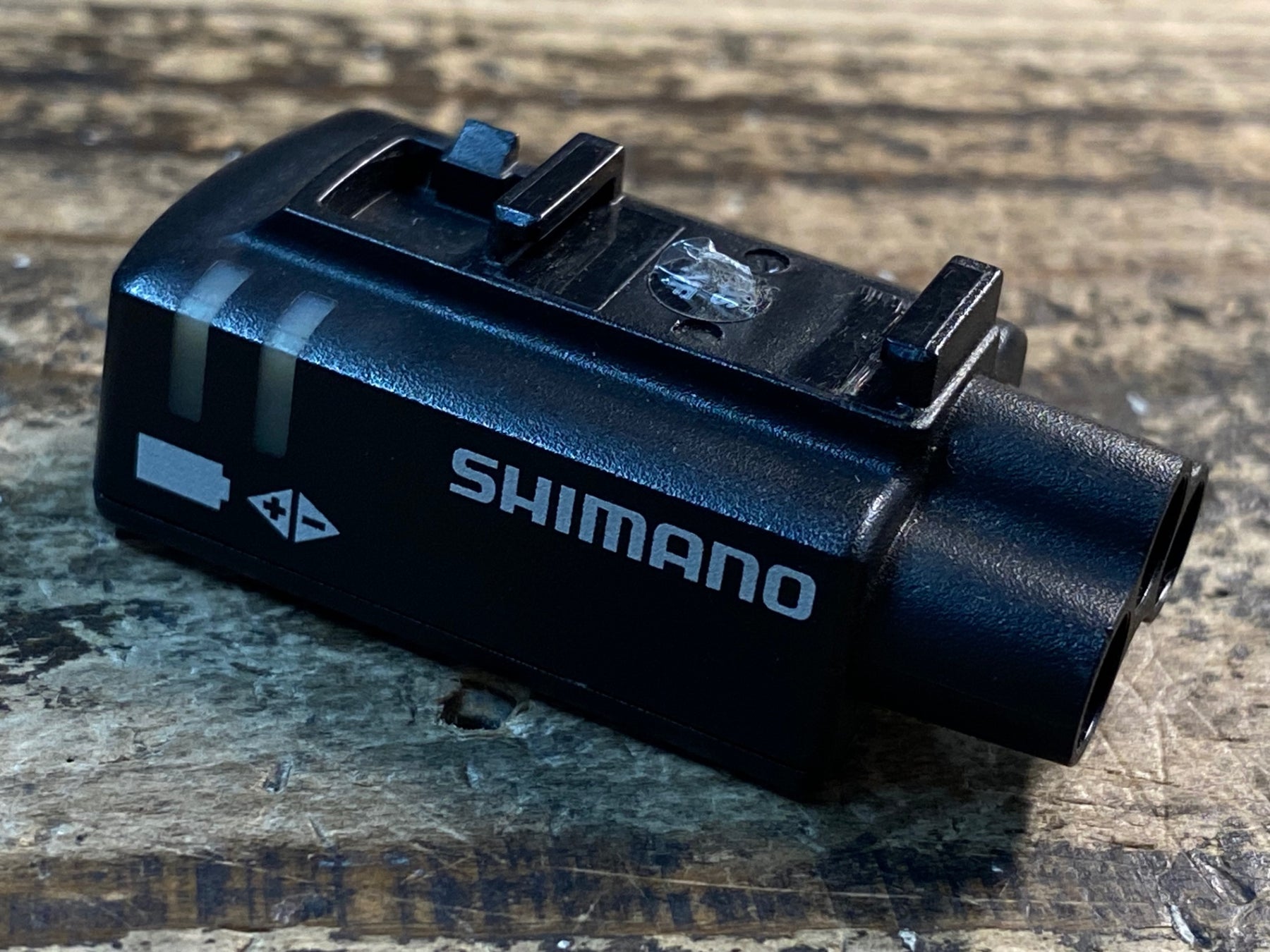 Di2ジャンクション　A.B Di2 JUNCTION BOX MOUNT | カワシマサイクルサプライ | スポーツ