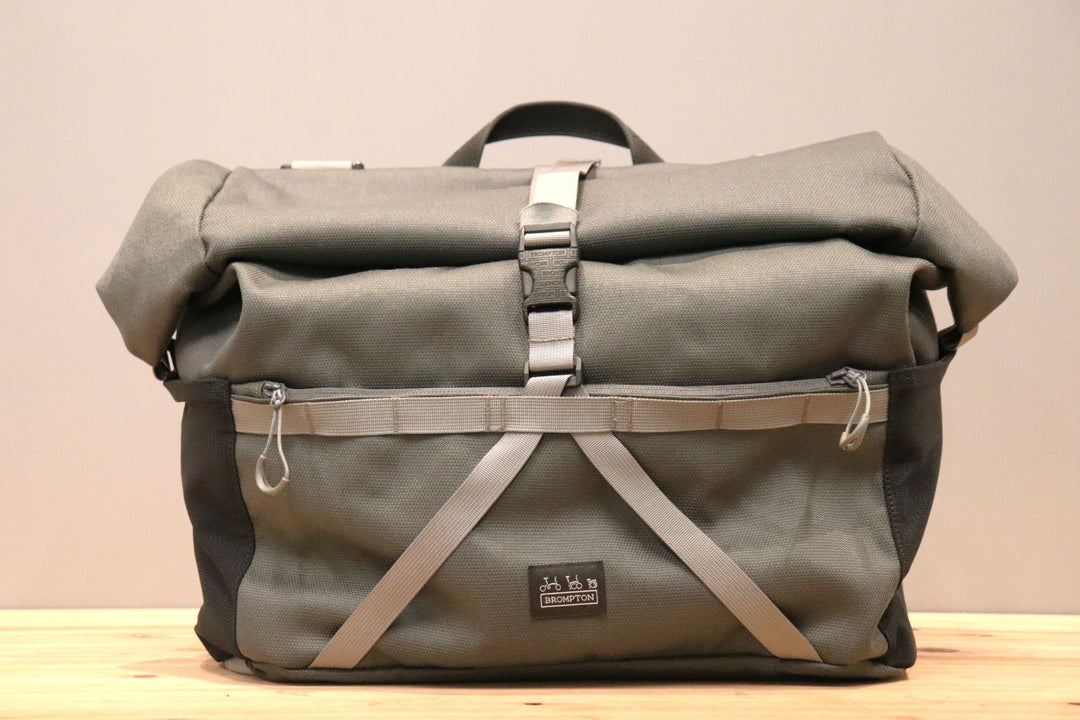 BKK040 ブロンプトン BROMPTON ボロ―ロールトップバッグ BOROUGH ROLL TOP BAG LARGE フロントバッグ 【仙台店】