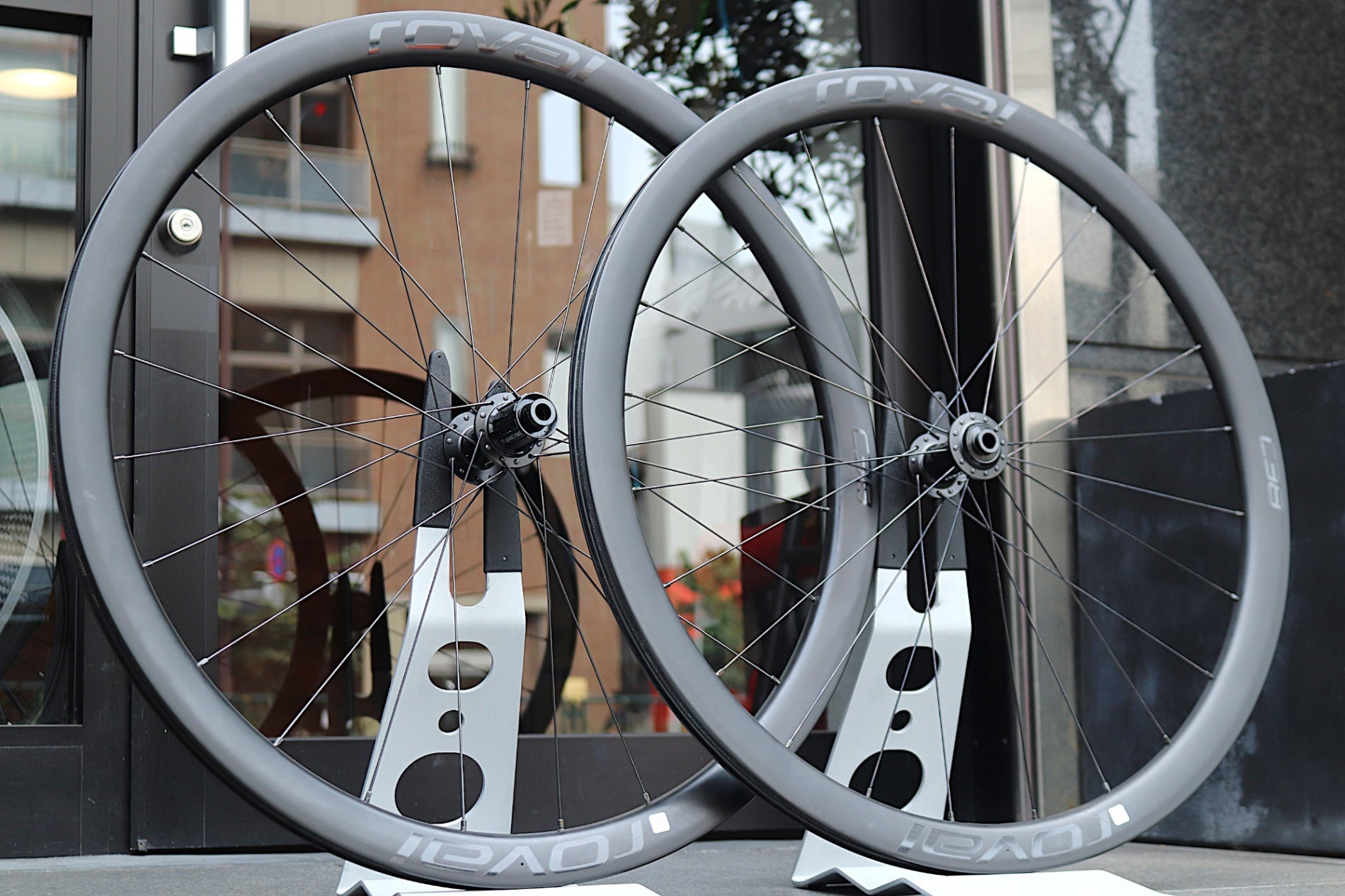 ロヴァール ROVAL C38 DISC カーボン チューブレスレディ ホイール