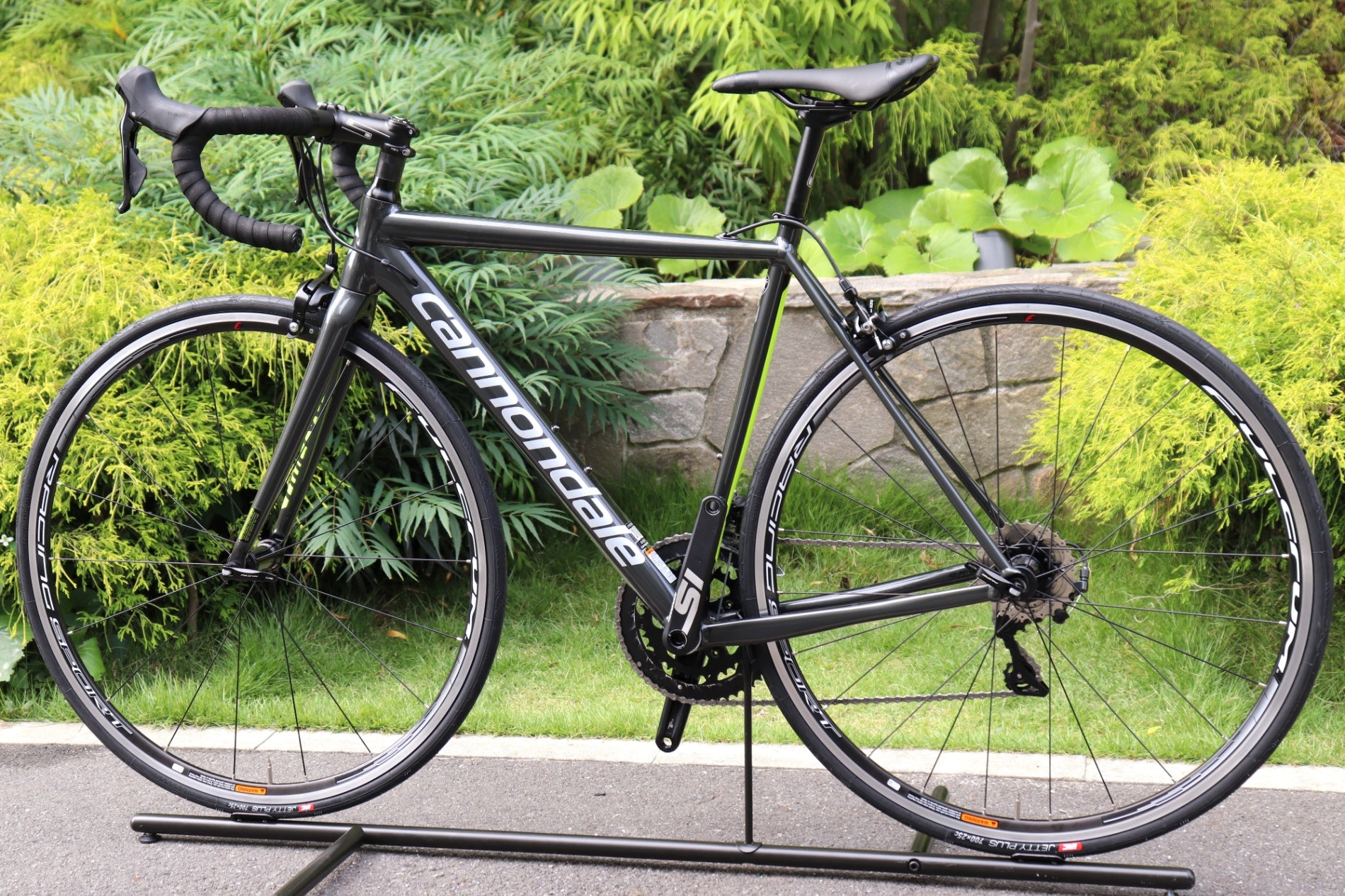 キャノンデール CANNONDALE CAAD12 2019モデル 50サイズ シマノ