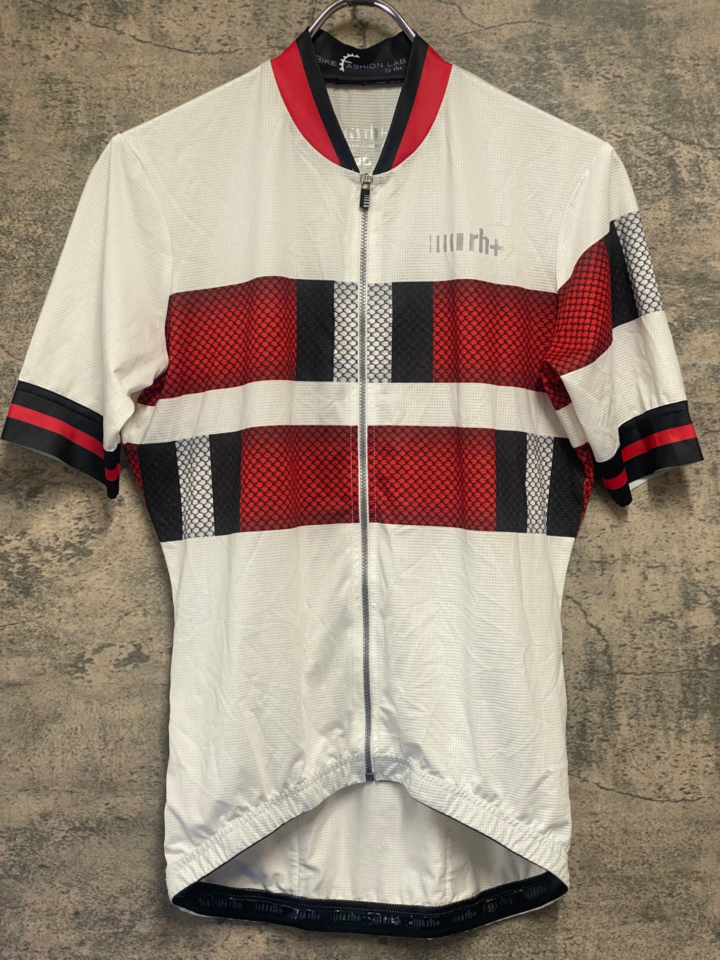 【新品未使用】rh+ Piuma Pro 半袖サイクルジャージ 白 XL JQ906 rh+ 半袖 サイクルジャージ 白 EU M – BICI AMORE ONLINE STORE