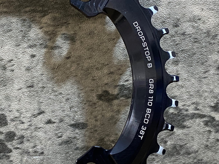 KB670 ウルフトゥース WOLF TOOTH DROP STOP CHAINRING GR8 110 BCD チェーンリング 黒 38T