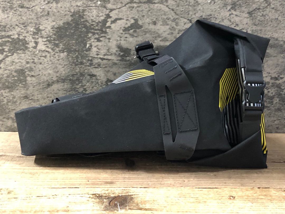 KM759 アピデュラ APIDURA RACING SADDLE BAG サドルバッグ 黒 5L