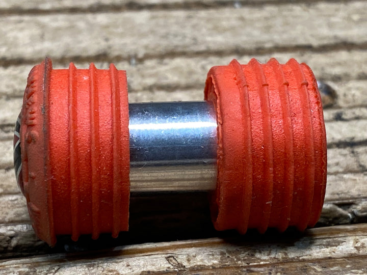 JE512 ボントレガー BONTRAGER バズキル BZZZKILL バーエンドキャップ 赤