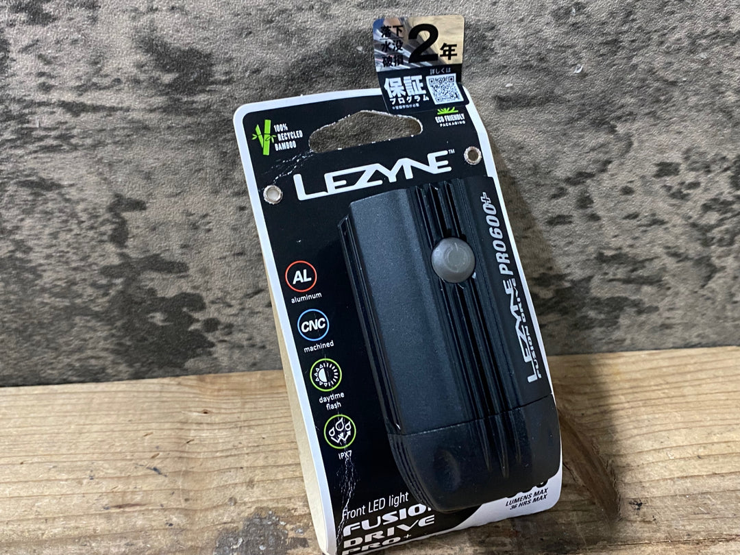 KN562 レザイン LEZAYN FUSION DRIVE PRO 600+ SATIN BLACK 点灯確認済み