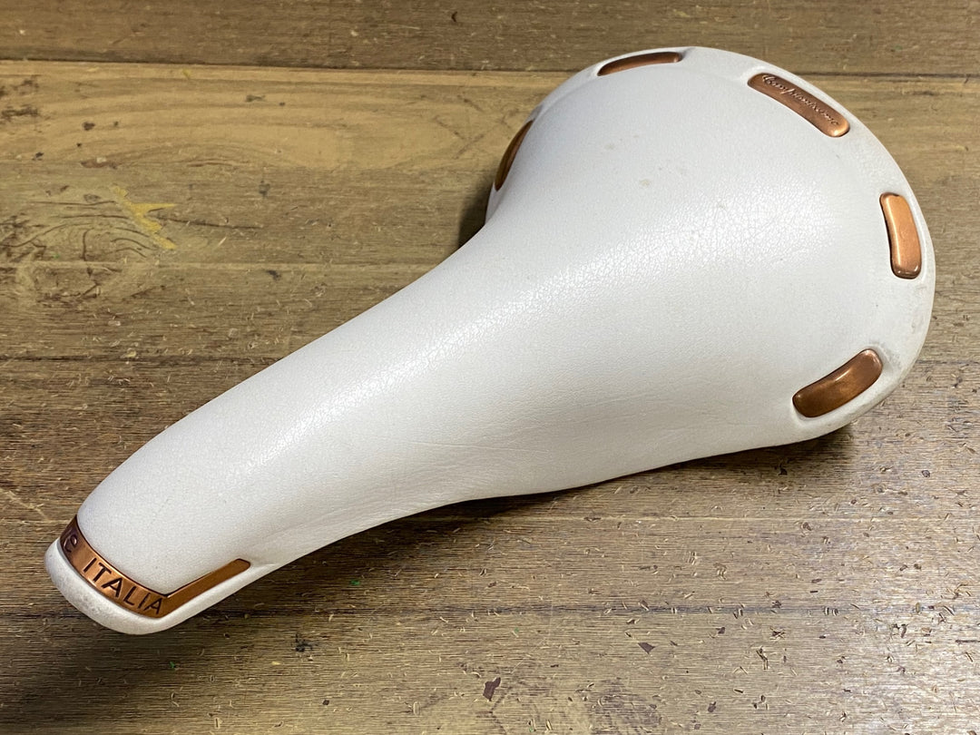 KN666 セライタリア SELLE ITALIA カンピニッシモ Campionissimo サドル 白