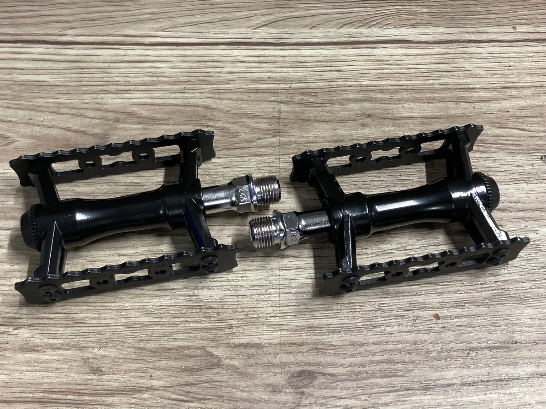 JX330 三ケ島 MKS SYLVAN TOURING NEXT フラットペダル – BICI AMORE