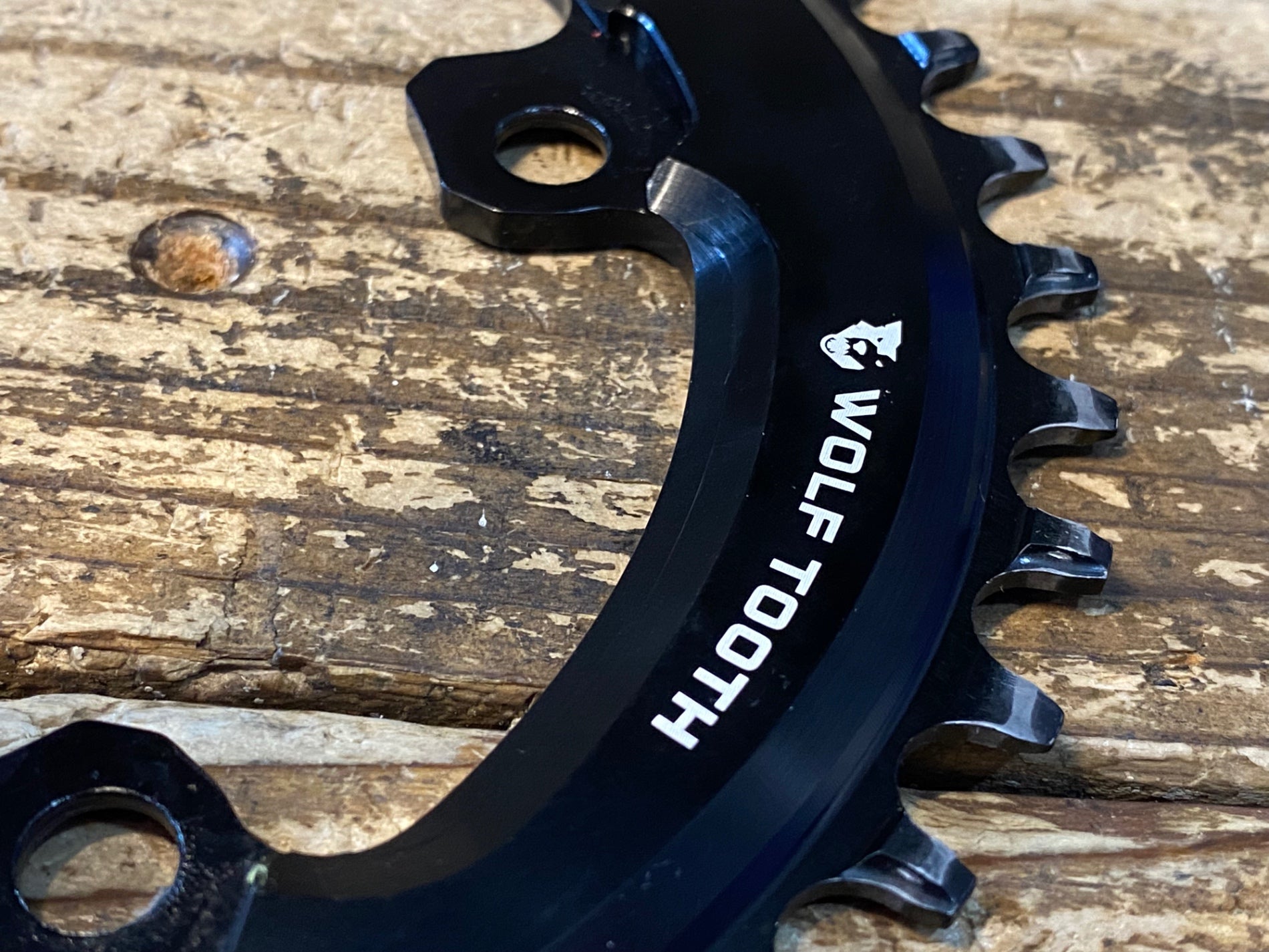 JW821 ウルフトゥース WOLFTOOTH DROP-STOP B 楕円 チェーンリング 42T