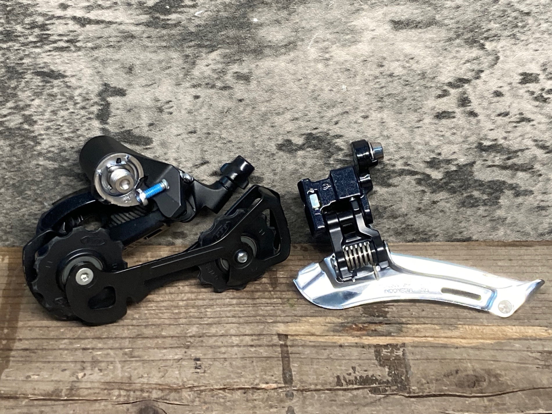 IR598 シマノ SHIMANO ソラ SORA 3500 コンポーネントセット STI,BR,FD