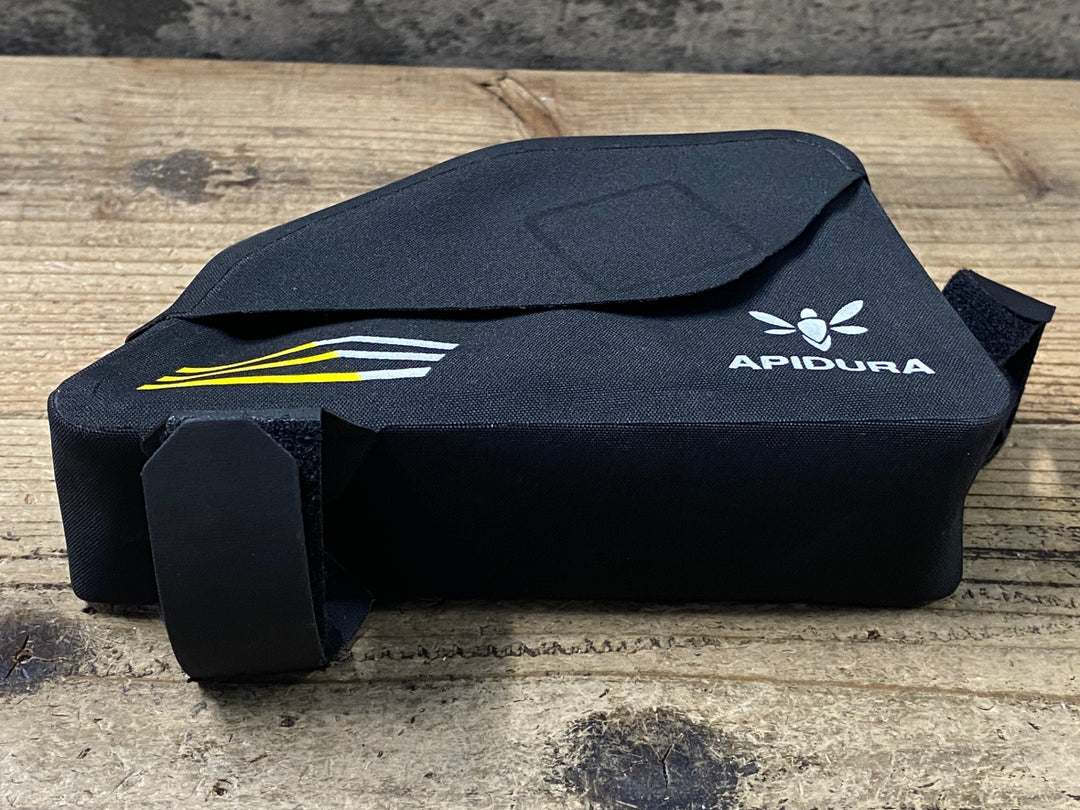 KO670 アピデュラ APIDURA RACING TOP TUBE PACK 0.5L トップチューブバッグ黒