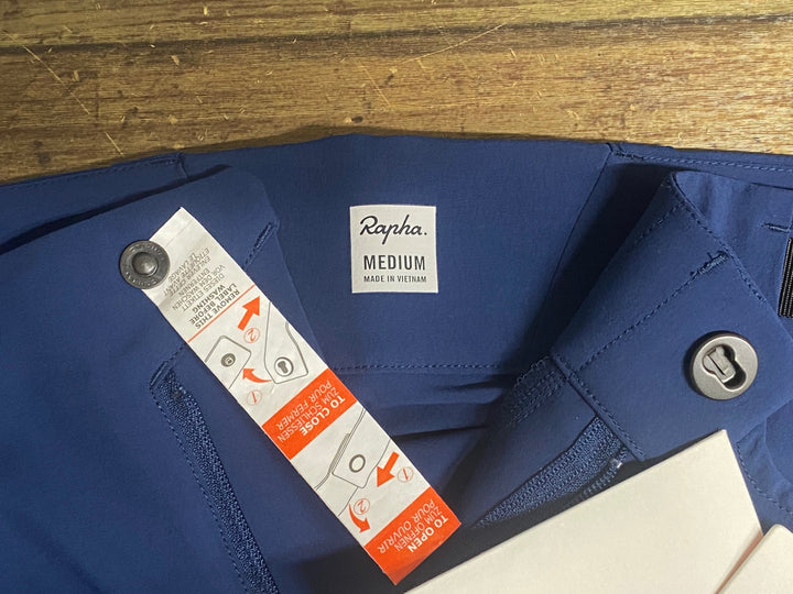 KM154 ラファ Rapha TRAIL SHORTS サイクルパンツ 紺 M
