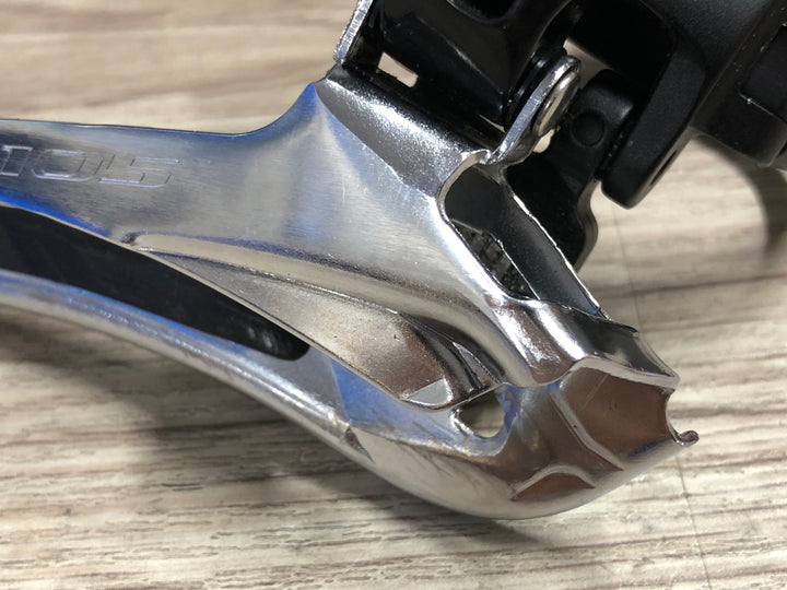 JQ272 シマノ SHIMANO 105 FD-5800 フロントディレイラー 2S バンド式 Φ34.9
