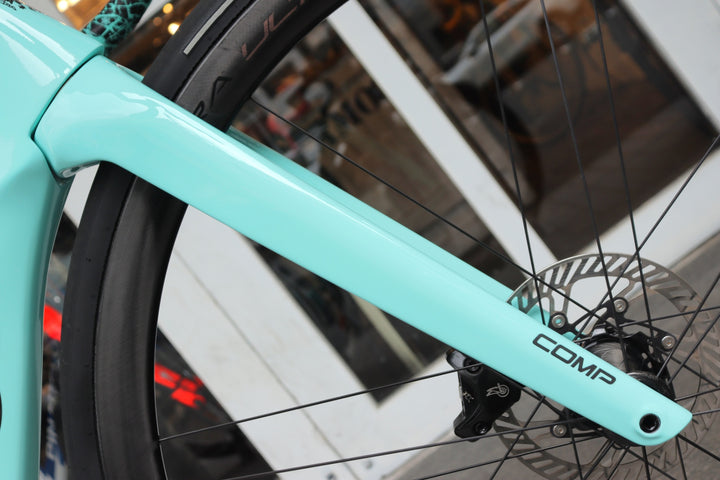 ビアンキ BIANCHI スペシャリッシマ SPECIALISSIMA COMP 2024モデル 53サイズ スーパーレコード  WRL 12S カーボン ロードバイク 【横浜店】