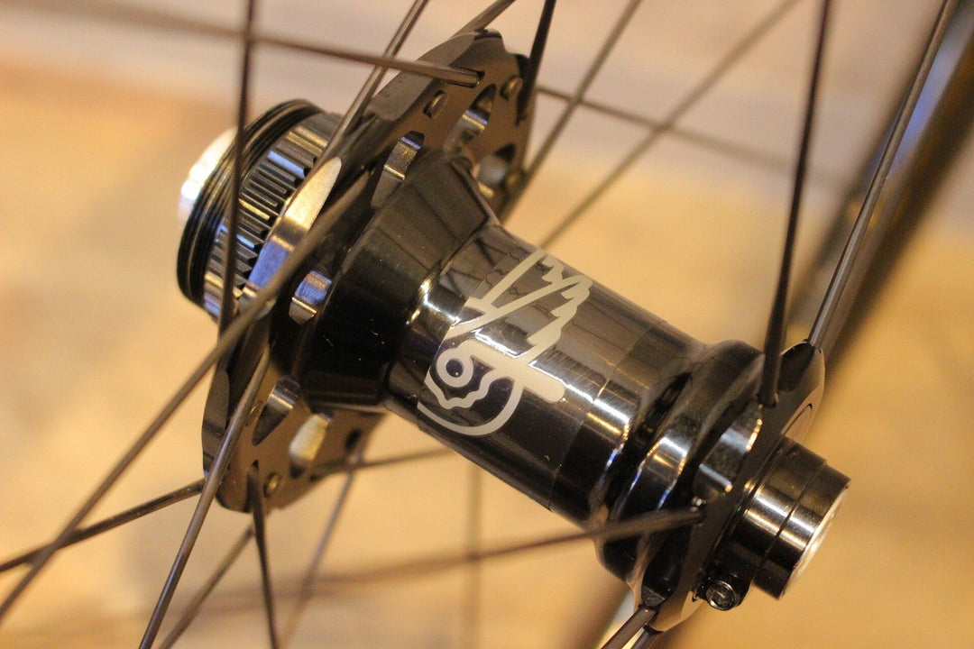 カンパニョーロ CAMPAGNOLO シャマル カーボン SHAMAL CARBON DB カーボン チューブレス ホイールセット カンパ N3W 11/12/13S 21C【名古屋店】
