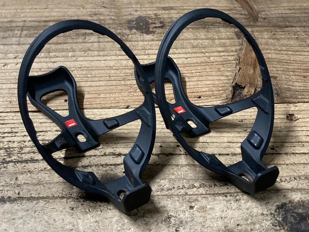 KD058 エリート ELITE LEGGERO CARBON カーボンボトルケージ 2個セット