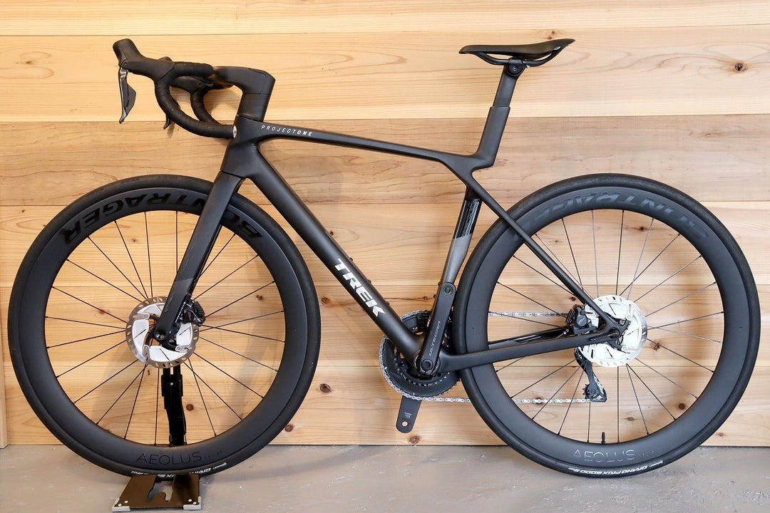 トレック TREK マドン MADONE SLR Gen8 P1 2025 Mサイズ アルテグラ Di2 R8170 12S カーボン ロードバイク 【千葉店】