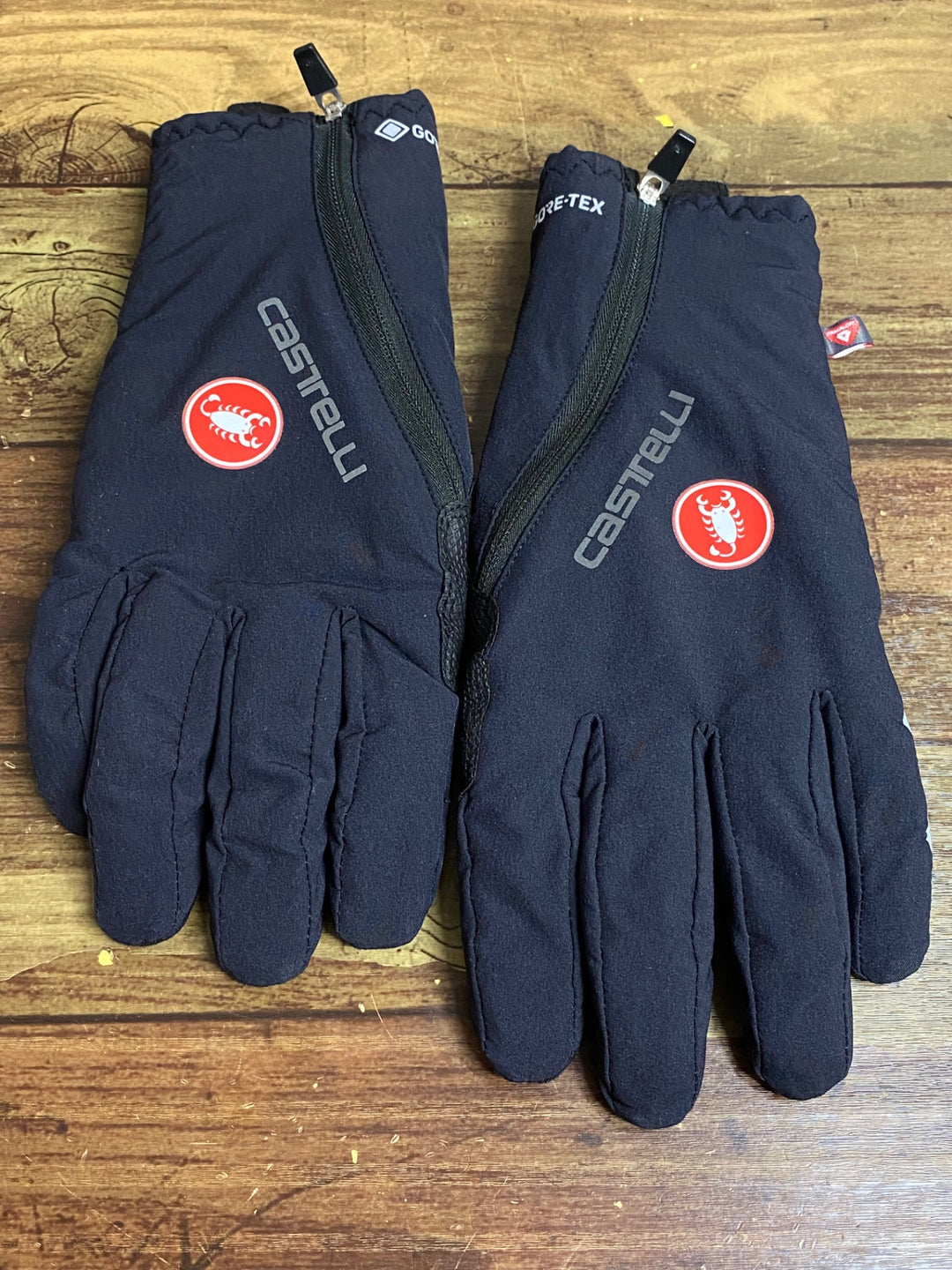 JK208 カステリ CASTELLI ROSSOCORSA perfetto 長指 グローブ 黒 S 裏起毛 GORE-TEX INFINIUM ※タグカット