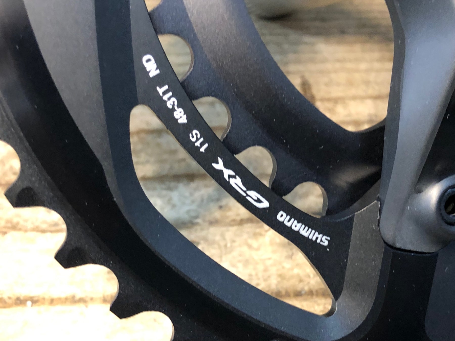 JR352 シマノ SHIMANO GRX FC-RX810-2 クランクセット 48/31T 172.5mm