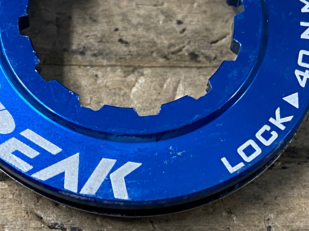 KM597 トライピーク TRIPEAK ブレーキローター ロックリング 内セレーションタイプ 青 前後セット