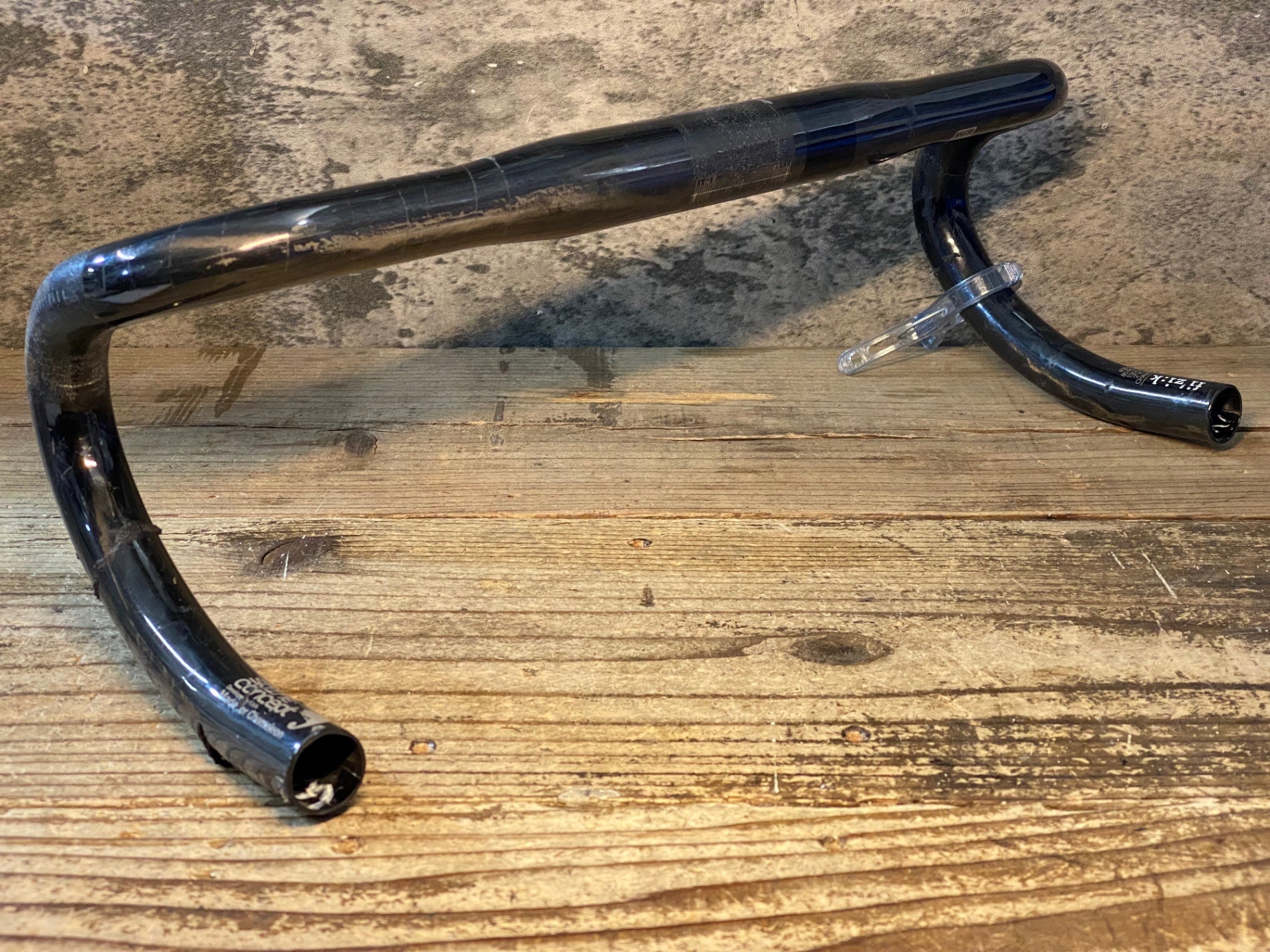 JW847 フィジーク fizik シラノ CYRANO R1 カーボン ドロップハンドル