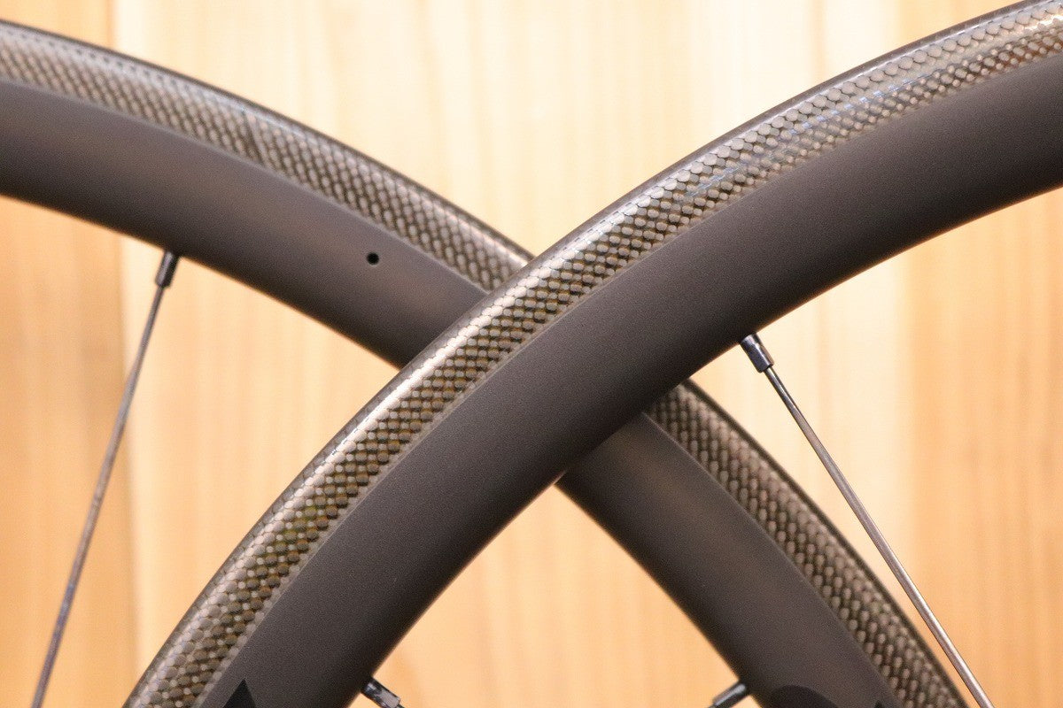 ボントレガー BONTRAGER アイオロス プロ AEOLUS PRO 3 TLR カーボン