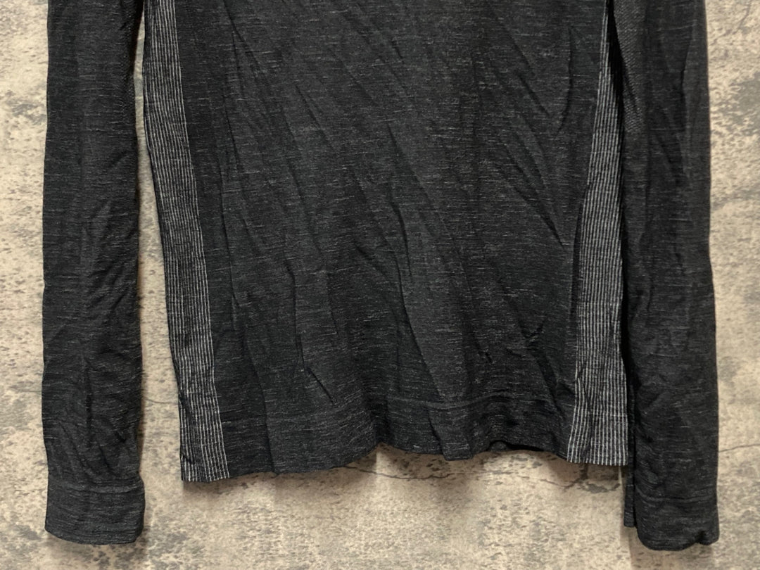JZ104 カステリ CASTELLI 長袖 ベースレイヤー グレー S/M