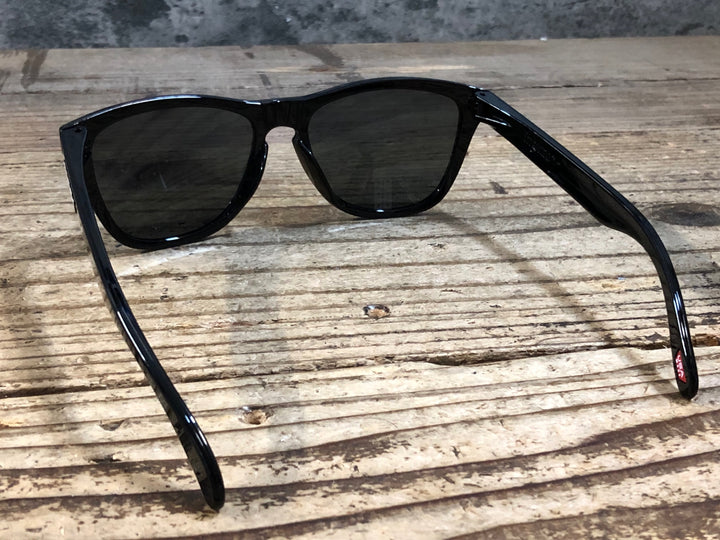 KJ391 オークリー OAKLEY Frogskin サングラス アイウェア 黒 PRIZM GREY