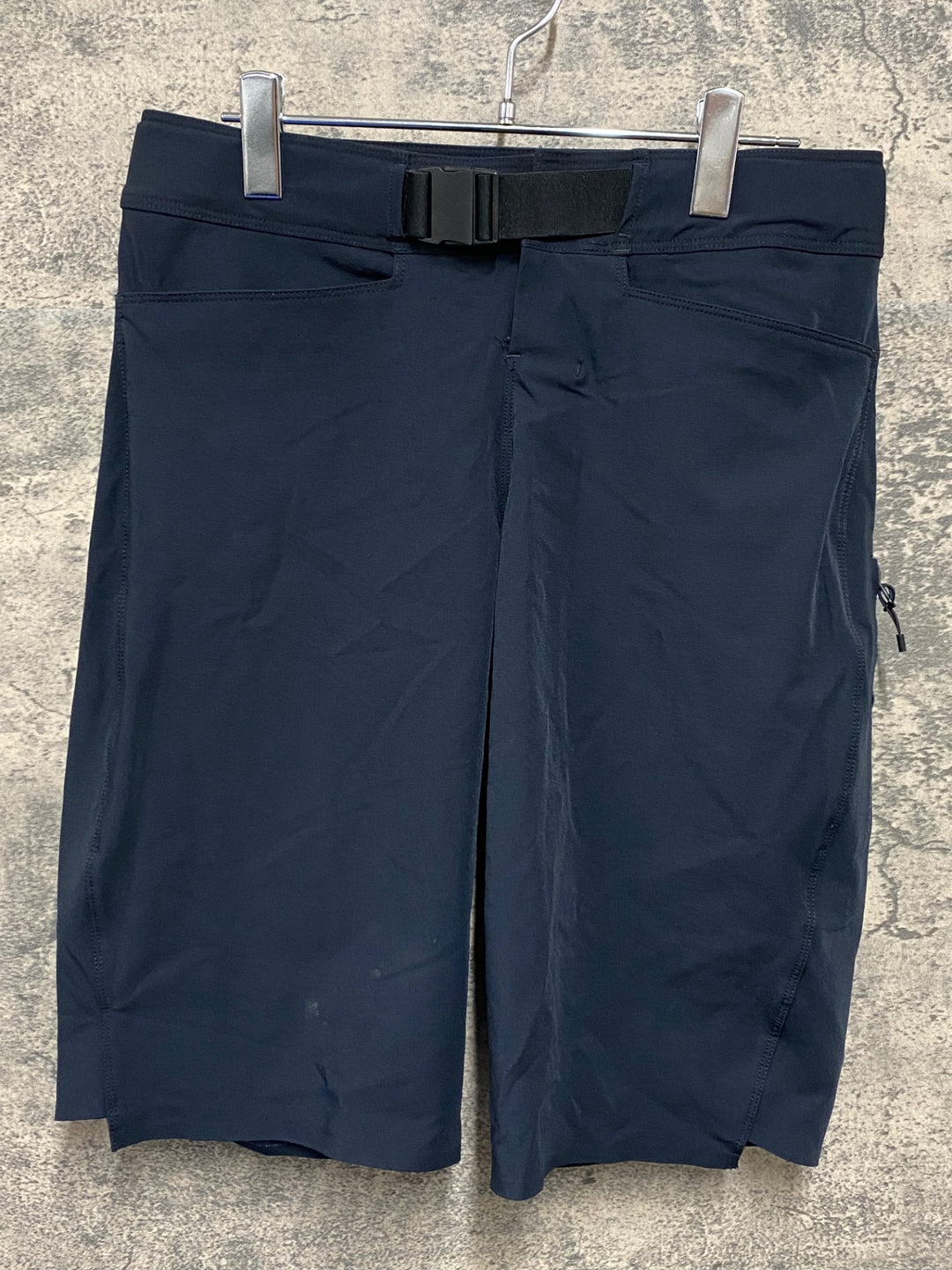 KL524 スペシャライズド SPECIALIZED サイクルパンツ 黒 28