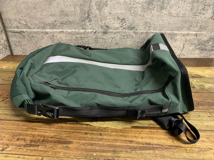 KJ011 ラファ Rapha BACKPACK SMALL バックパック 深緑 20L