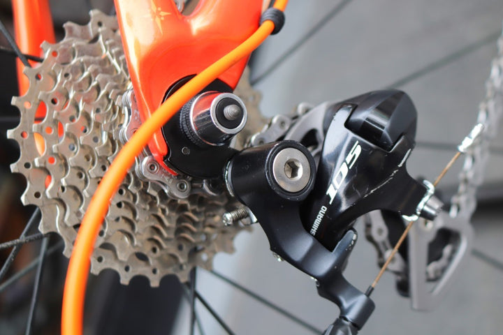 キャノンデール CANNONDALE シナプス SYNAPSE CARBON WOMEN'S 2011モデル 44サイズ 105 5700 10S カーボン ロードバイク 【東京南麻布店】