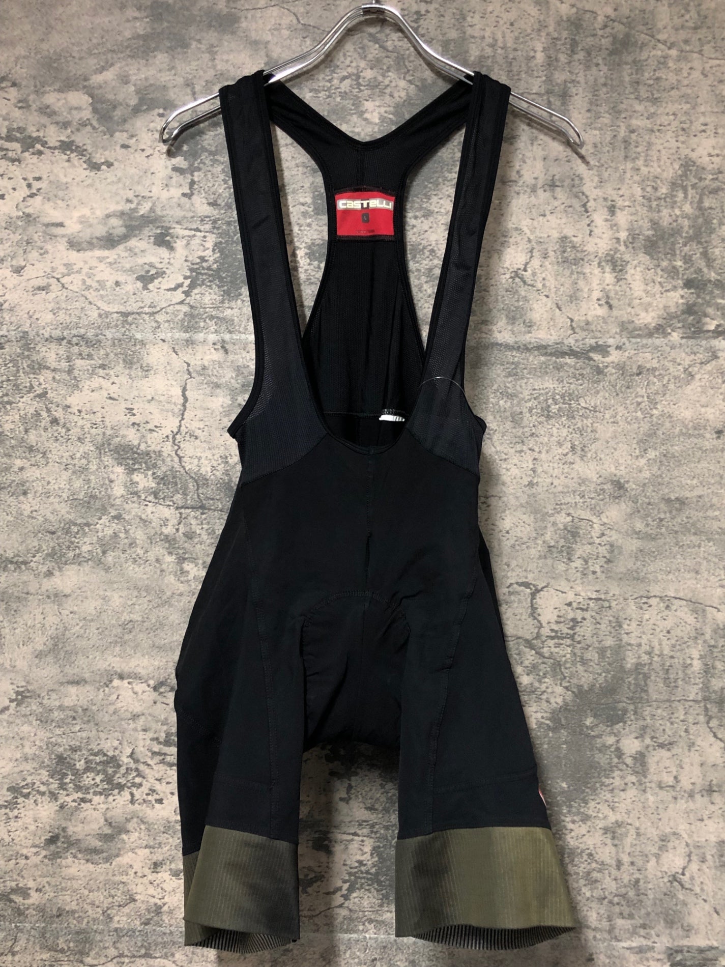 JW386 カステリ CASTELLI ビブショーツ 黒 L スレ – BICI AMORE ONLINE