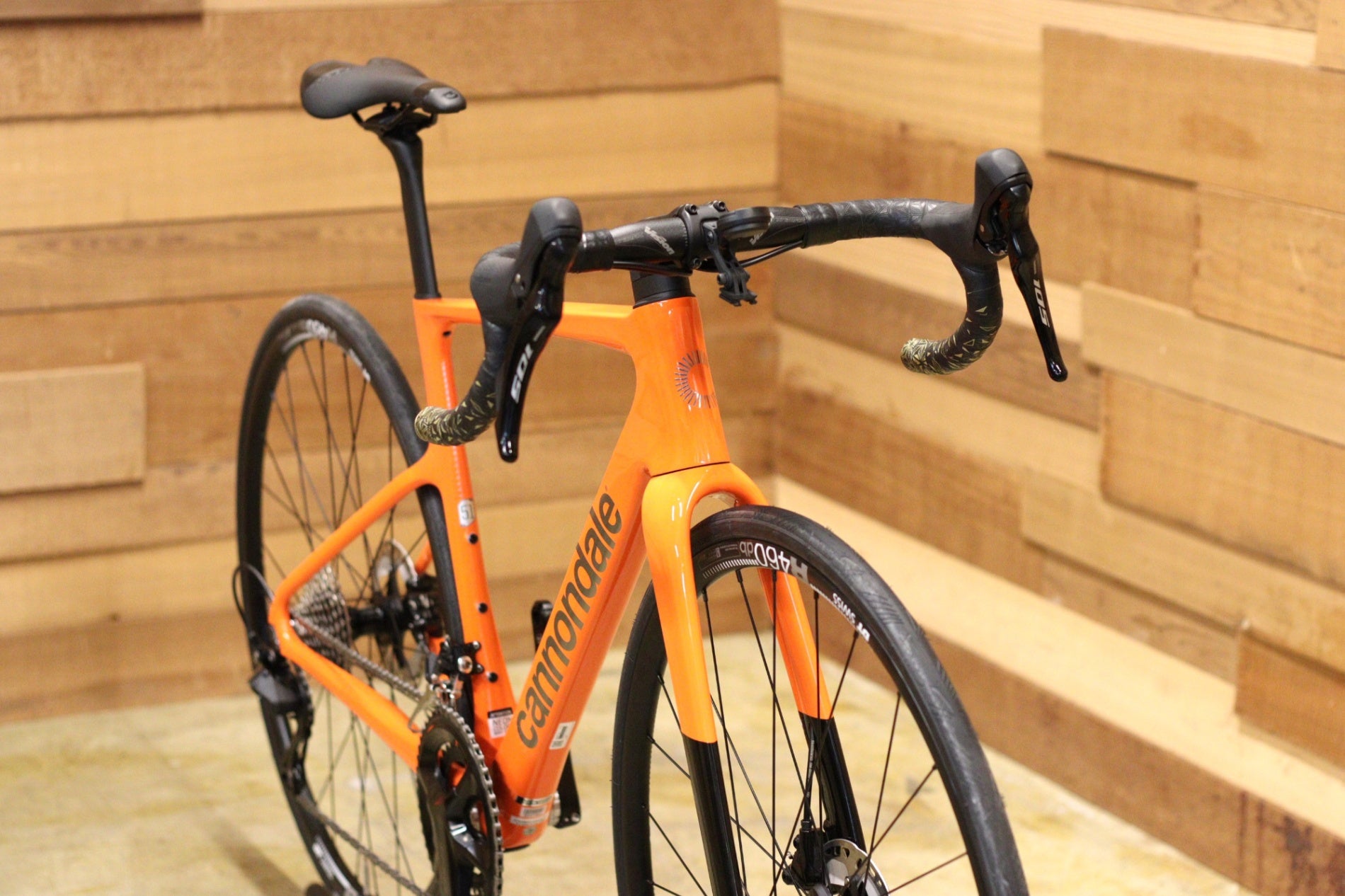 【美品37万相当】キャノンデール SuperSix EVO ｜RS81仕様 キャノンデールのSuperSix EVOがフルモデルチェンジ エアロを強化し更