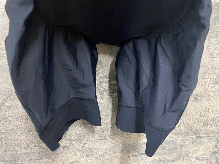 JJ933 オストロイ OSTROY ビブショーツ M 黒