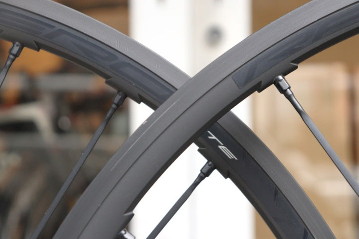 フルクラム FULCRUM レーシングゼロ ナイト RACING ZERO NITE アルミ クリンチャー ホイールセット シマノ11S/12S 17C 【横浜店】