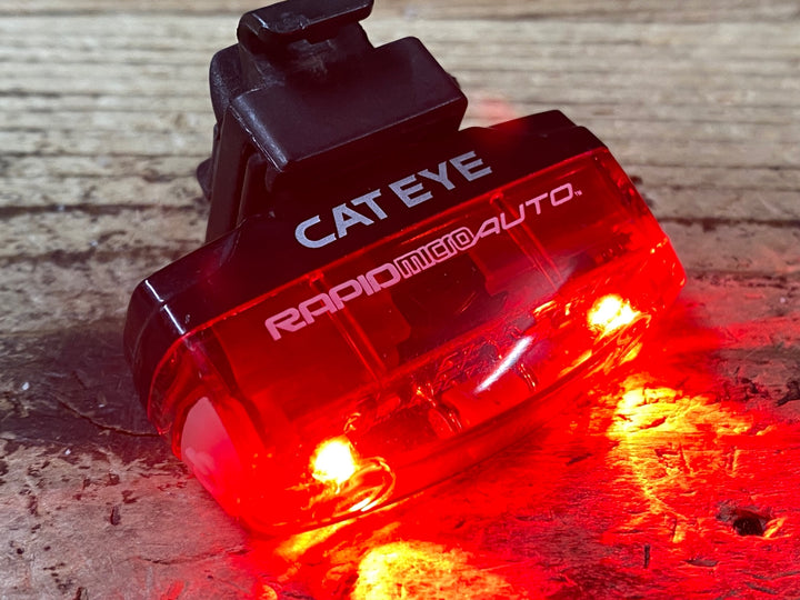 JY400 キャットアイ CATEYE RAPID MICRO AUTO リアライト 点灯確認済