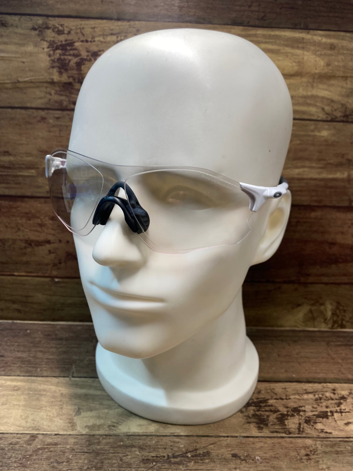 IH385 オークリー OAKLEY EVZERO PATH AF サングラス 調光レンズ 白