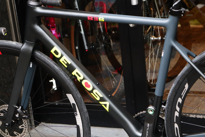 デローザ DE ROSA 838 DISK 2023モデル 52サイズ カンパニョーロ コーラス 12S カーボン ロードバイク 【東京南麻布店】