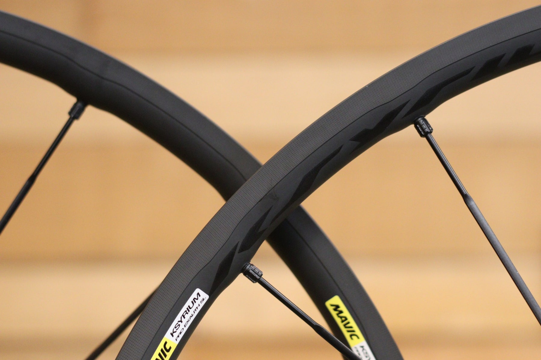 マヴィック MAVIC キシリウム プロ エグザリット KSYRIUM PRO EXALITH