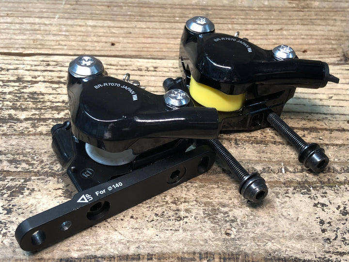 JQ307 シマノ SHIMANO 105 BR-R7070 ディスクブレーキ キャリパー 前後セット